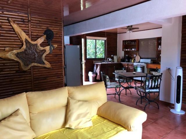 Casa Toucan Mit Privat Pool Near Np Ballena Holiday home